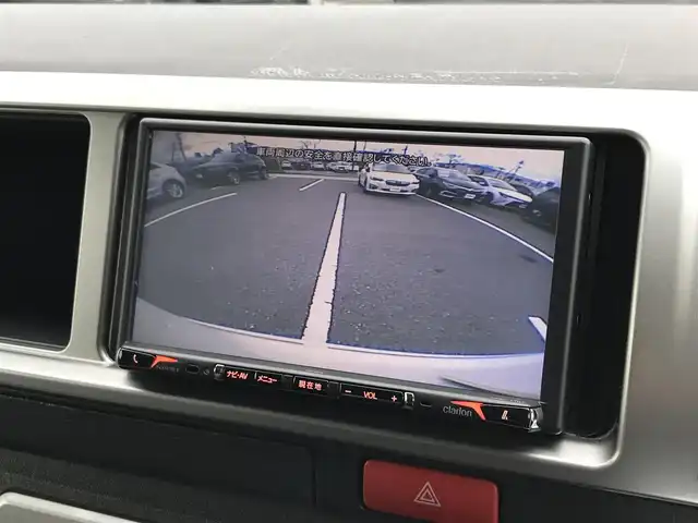 トヨタ ハイエース GL 鳥取県 2018(平30)年 7.6万km ホワイトパールクリスタルシャイン 社外ナビ/CD/BT/バックカメラ/ETC・ドライブレコーダー/トヨタセーフティセンス/レーンキープアシスト/片側パワースライドドア/クリアランスソナー/レザー調シートカバー/ＭＴモード付/ハロゲンヘットライト/フォグライト/オートマチックハイビーム/社外16インチアルミホイール/ＹＯＫＯＨＡＭＡタイヤ（ホワイトレター）/リモコンキー/フロアマット/サマータイヤ積込/（タイヤ溝6部山）