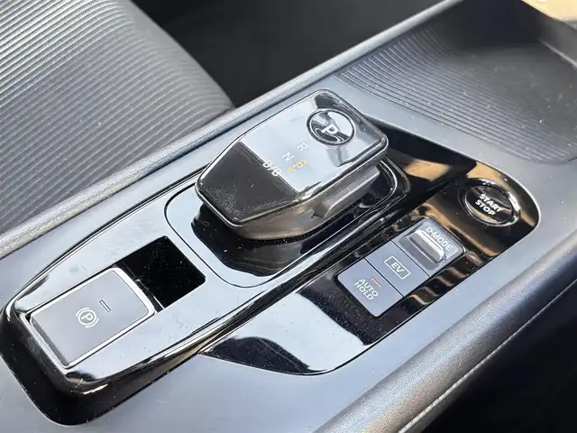 日産 ノート X 熊本県 2021(令3)年 5.3万km プレミアムコロナオレンジ 純正ナビ/【フルセグTV/Bluetooth/CD】/バックカメラ/エマージェンシブレーキ/車線逸脱警報/駐車支援/コーナーセンサー/オートハイビーム/オートLEDライト/フォグライト/ブレーキホールド/ETC/純正ドライブレコーダー/純正ドアバイザー/スマートキー