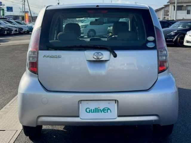 トヨタ パッソ X 香川県 2007(平19)年 10.7万km ブライトシルバーM 社外ナビ（CD/DVD）/ハロゲンヘッドライト/純正フロアマット/リモコンキー