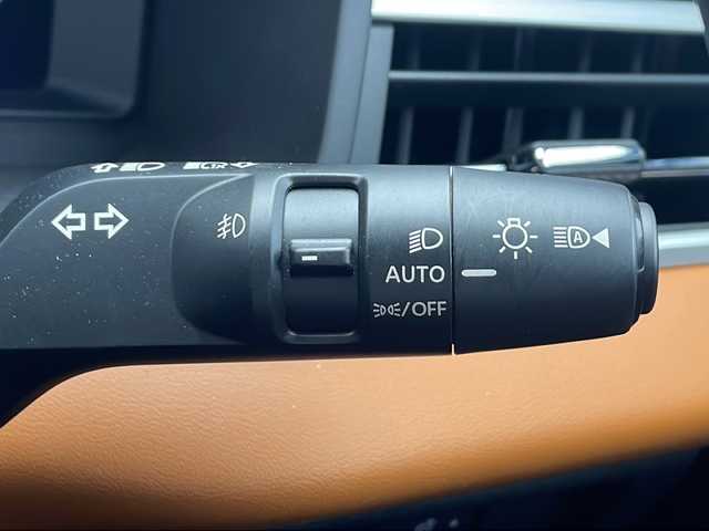三菱 アウトランダー ＰＨＥＶ P 千葉県 2022(令4)年 1.5万km アメジストブラック ワンオーナー/サンルーフ/メーカー純正メモリナビ/フルセグTV/USB/Bluetooth/Android auto/Apple CarPlay/全周囲カメラ/ヘッドアップディスプレイ/BOSEサウンドシステム/デジタルインナーミラー/ビルトインETC2.0/アクティブクルーズコントロール/前席シートヒーター/セカンドシートヒーター/ハンドルヒーター/パドルシフト/前席シートランバー/パワーバックドア/ルーフレール/社外前後ド/衝突軽減ブレーキ/ロードサインアシスト/後側方車両検知/LEDヘッドライト/LEDフォグライト/スマートキー/ロールサンシェード