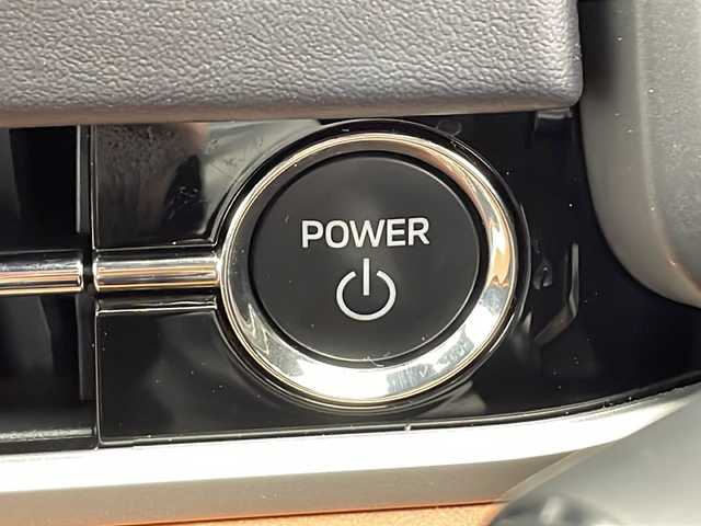 三菱 アウトランダー ＰＨＥＶ P 千葉県 2022(令4)年 1.5万km アメジストブラック ワンオーナー/サンルーフ/メーカー純正メモリナビ/フルセグTV/USB/Bluetooth/Android auto/Apple CarPlay/全周囲カメラ/ヘッドアップディスプレイ/BOSEサウンドシステム/デジタルインナーミラー/ビルトインETC2.0/アクティブクルーズコントロール/前席シートヒーター/セカンドシートヒーター/ハンドルヒーター/パドルシフト/前席シートランバー/パワーバックドア/ルーフレール/社外前後ド/衝突軽減ブレーキ/ロードサインアシスト/後側方車両検知/LEDヘッドライト/LEDフォグライト/スマートキー/ロールサンシェード