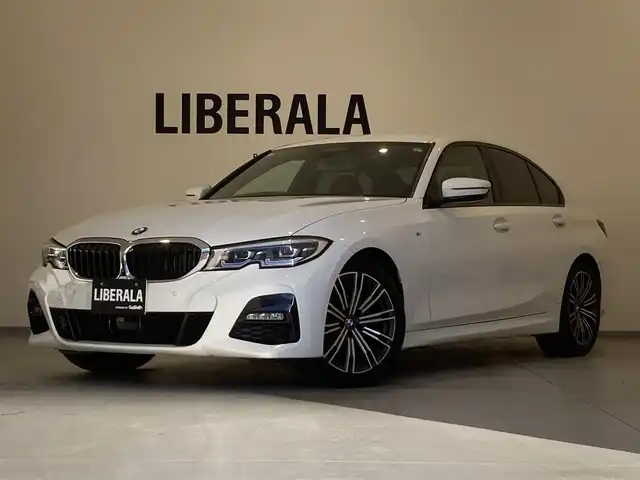 ＢＭＷ ＢＭＷ ３２０ｄ xDrive Mスポーツ EDジョイ+ 熊本県 2021(令3)年 5.9万km アルピンホワイトⅢ ・スマートキー/・プッシュスタート/・インテリジェントセーフティ/・レーンキープアシスト/・ブラインドスポットモニター/・レーンチェンジアシスト/・PDC自動起動/・アクティブPDC緊急ブレーキ/・パーキングアシスト/・オートハイビーム/・クルーズコントロール(追従式)/・ハーフレザーシート/・前席パワーシート/・純正HDDナビ/　【Bluetooth・USB・AppleCarPlay】/・全方位カメラ/・ETC/・ドライブレコーダー(前後録画)/・ワイヤレス充電/・LEDヘッドランプ/・純正マット