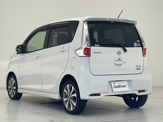 日産 デイズ ハイウェイスターG 沖縄県 2014(平26)年 4.5万km ホワイトパール 純正カーオーディオ/(Bluetooth/CD/AUX)/アラウンドビューモニター/自動防眩インナーミラー　/ETC/アイドリングストップ/HIDヘッドライト/オートライト/純正15インチAW/純正フロアマット/プッシュスタート/スマートキ―