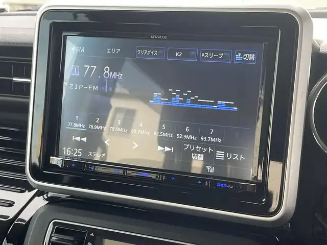 スズキ スペーシア カスタム HYBRID XS 愛知県 2019(令1)年 1.8万km ブルーイッシュブラックパール3 AIS検査実施4.5点　/KENWOOD8インチSDナビ　/フルセグ　/ビルトインETC /セーフティサポート　/前後誤発進抑制機能/プライバシーガラス　/UVカットガラス　　/ハイビームアシスト　/リアパーキングセンサー　/両側パワースライドドア　/スマートキー　/LEDヘッドランプ　/革巻ステアリング　/ハーフレザー　/シートヒーター　/パーソナルテーブル　/スペアキー　