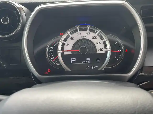 スズキ スペーシア カスタム HYBRID XS 愛知県 2019(令1)年 1.8万km ブルーイッシュブラックパール3 AIS検査実施4.5点　/KENWOOD8インチSDナビ　/フルセグ　/ビルトインETC /セーフティサポート　/前後誤発進抑制機能/プライバシーガラス　/UVカットガラス　　/ハイビームアシスト　/リアパーキングセンサー　/両側パワースライドドア　/スマートキー　/LEDヘッドランプ　/革巻ステアリング　/ハーフレザー　/シートヒーター　/パーソナルテーブル　/スペアキー　