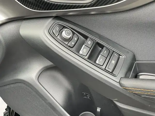スバル インプレッサ ＸＶ 2．0i－L アイサイト 鳥取県 2019(平31)年 4.7万km クリスタルブラックシリカ ４WD/社外ナビ/フルセグ/DVD/CD/BT/バック/サイドカメラ/ETC/アイサイト/レーダークルーズ/レーンキープアシスト/LEDヘットライト/純正フォグランプ/電動パーキングブレーキ/純正17インチアルミホイール/リヤルーフスポイラー/荷室マット/パドルシフト/フロアマット