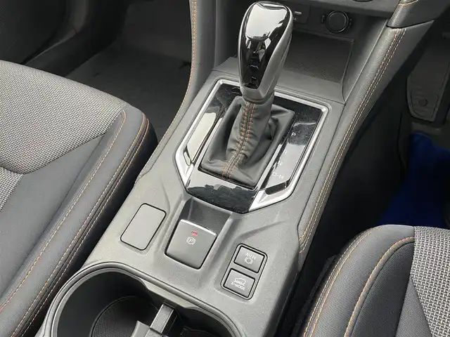 スバル インプレッサ ＸＶ 2．0i－L アイサイト 鳥取県 2019(平31)年 4.7万km クリスタルブラックシリカ ４WD/社外ナビ/フルセグ/DVD/CD/BT/バック/サイドカメラ/ETC/アイサイト/レーダークルーズ/レーンキープアシスト/LEDヘットライト/純正フォグランプ/電動パーキングブレーキ/純正17インチアルミホイール/リヤルーフスポイラー/荷室マット/パドルシフト/フロアマット