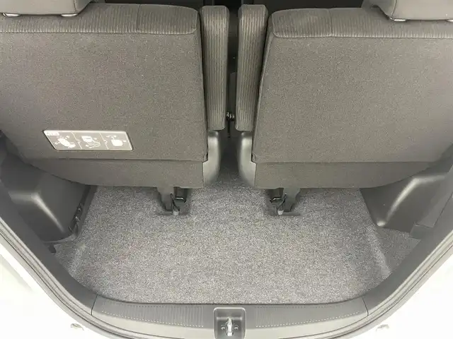ホンダ フリード G ジャストセレクション 福島県 2015(平27)年 4万km アラバスターシルバーメタリック 純正ＳＤナビゲーション　/【AM/FM/DVD/CD/Bluetooth/フルセグ】/型番:VXM-152VFI/バックカメラ　/片側パワースライドドア　/ＥＴＣ　/寒冷地仕様　/スマートキー　/・スペアキー/オートライト　/・ＨＩＤライト　/オートミラー　/コーナーセンサー　/ウィンカーミラー　/ステアリングスイッチ/・革巻きステアリング/・チルトステアリング/アイドリングストップ/・横滑り防止装置
