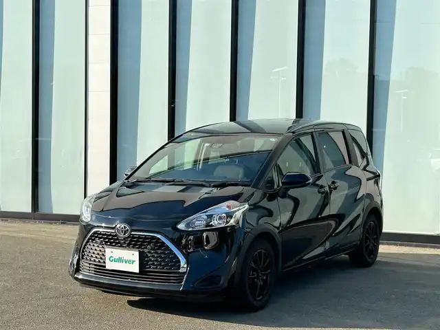 トヨタ シエンタ G 大阪府 2022(令4)年 2.2万km ブラックマイカ 社外ナビ/   フルセグTV/CD/DVD/Bluetooth/USB/バックモニター/衝突軽減ブレーキ/横滑り防止装置/前席シートヒーター/両側パワースライドドア/アイドリングストップ/レーンキープアシスト/ステアリングヒーター/ドライブレコーダー/Gspeedアルミホイール/純正フロアマット/プッシュスタート/スマートキー/ＥＴＣ/ＬＥＤライト