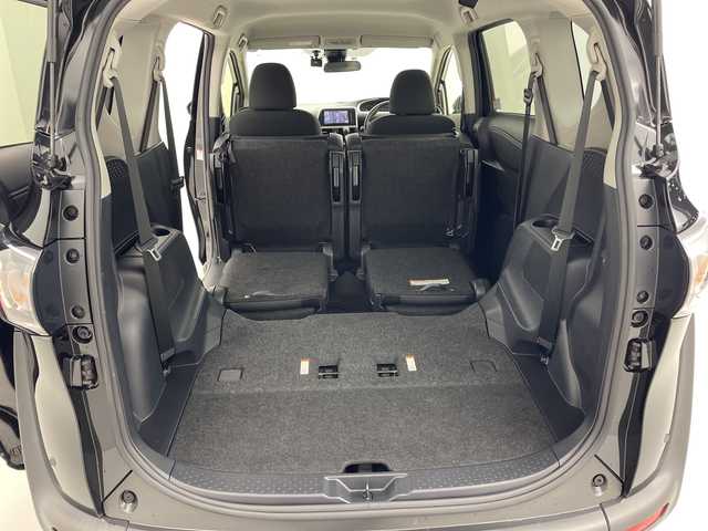 トヨタ シエンタ G セーフティエディションⅡ 宮城県 2022(令4)年 2.2万km ブラックマイカ 社外ナビ/   フルセグTV/CD/DVD/Bluetooth/USB/バックモニター/衝突軽減ブレーキ/横滑り防止装置/前席シートヒーター/両側パワースライドドア/アイドリングストップ/レーンキープアシスト/ステアリングヒーター/ドライブレコーダー/Gspeedアルミホイール/純正フロアマット/プッシュスタート/スマートキー/ＥＴＣ/ＬＥＤライト