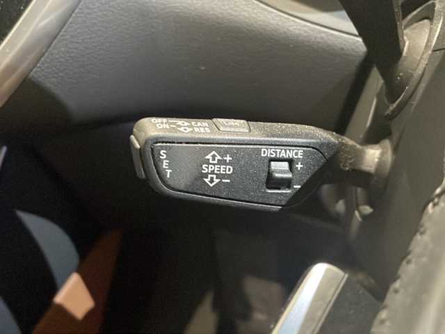 アウディ Ａ７ SB 55TFSIクワトロ デビューパッケージ 新潟県 2019(平31)年 4.7万km グレイシアホワイトメタリック アシスタンスパッケージ/-サラウンドビューカメラ/-カーブストーンアシスト/-リヤサイドエアバッグ/-アダプティブウインドウワイパー/HDマトリクスLEDヘッドライトレーザーライトパッケージ/-HDマトリクスLEDヘッドライト/-アウディレーザーライト/-LEDリヤダイナミックターンインディケーター/-ヘッドライトウオッシャー/-マルチカラーアンビエントライティング/パワーアシストパッケージ/-電動チルト/テレスコピックスステアリングコラム/-パワークロージングドア/リヤコンフォートパッケージ/-リヤサンブラインド/-リヤシートヒーター/-4ゾーンデラックスオートマチックエアコンディショナー/主要装備/MIMIナビゲーション（TV/Apple Car Play/BT)/バーチャルコックピットプラス/アダプティブドライブアシスト/アウディプレセンスシティ/アウディサイドアシスト/リヤクロストラフィックアシスト/エグジットワーニング/HDマトリックスLEDヘッドライト/デラックスオートマティックエアコンコンディショナー/純正フロアマット/純正20インチAW/ドライブレコーダー/2.0ETC/パドルシフト