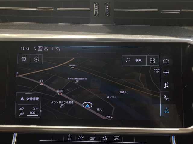 アウディ Ａ７ SB 55TFSIクワトロ デビューパッケージ 新潟県 2019(平31)年 4.7万km グレイシアホワイトメタリック アシスタンスパッケージ/-サラウンドビューカメラ/-カーブストーンアシスト/-リヤサイドエアバッグ/-アダプティブウインドウワイパー/HDマトリクスLEDヘッドライトレーザーライトパッケージ/-HDマトリクスLEDヘッドライト/-アウディレーザーライト/-LEDリヤダイナミックターンインディケーター/-ヘッドライトウオッシャー/-マルチカラーアンビエントライティング/パワーアシストパッケージ/-電動チルト/テレスコピックスステアリングコラム/-パワークロージングドア/リヤコンフォートパッケージ/-リヤサンブラインド/-リヤシートヒーター/-4ゾーンデラックスオートマチックエアコンディショナー/主要装備/MIMIナビゲーション（TV/Apple Car Play/BT)/バーチャルコックピットプラス/アダプティブドライブアシスト/アウディプレセンスシティ/アウディサイドアシスト/リヤクロストラフィックアシスト/エグジットワーニング/HDマトリックスLEDヘッドライト/デラックスオートマティックエアコンコンディショナー/純正フロアマット/純正20インチAW/ドライブレコーダー/2.0ETC/パドルシフト