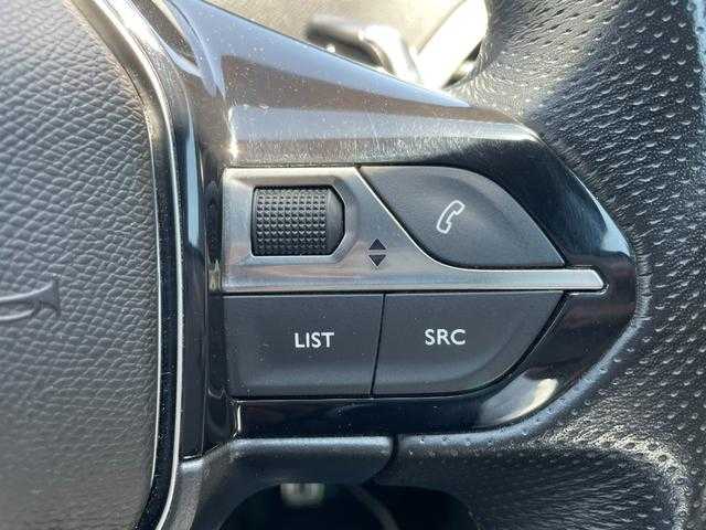 プジョー ５００８ GT ブルーHDi 埼玉県 2019(令1)年 6.5万km 黒 黒ハーフレザーシート/純正メモリーナビ/(Bluetooth/USB/フルセグ)/Ｂ／Ｓカメラ/Ａｐｐｌｅ　Ｃａｒ　Ｐｌａｙ/アダプティブクルーズコントロール/ブラインドスポットモニター/アンビエントライト/クリアランスソナー/ＬＥＤランプ/ETC