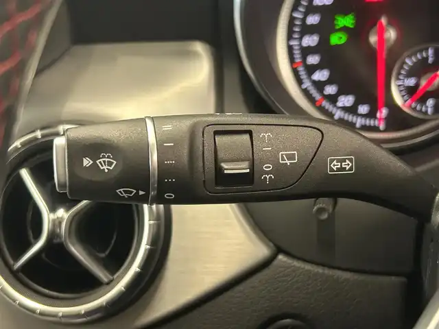 メルセデス・ベンツ ＣＬＡ１８０ Sブレイク AMG スタイル 岡山県 2018(平30)年 6.9万km ポーラホワイト レーダーセーフティパッケージ/harman/kardon/パノラマガラスサンルーフ/ACC/オートライト/AHB/レインセンサー/純正ナビ/Bluetooth/ACP/AA/アンビエントライト/２ZONE　A/C/ダイナミックセレクト/パワーシート/シートヒーター/パワーテールゲート/PDC（FR）/LEDヘッドライト/ESP/アクションブレーキアシスト/アランションアシスト/BSA/LKA