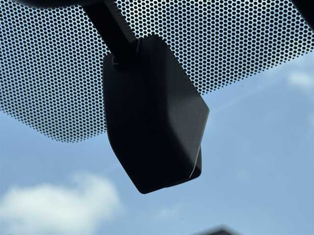 トヨタ カローラ スポーツ ハイブリッドG Z 滋賀県 2018(平30)年 5.3万km アティチュードブラックマイカ 純正9インチナビ/Bluetooth/CD/DVD/フルセグテレビ/OPハーフレザーシート/シートヒーター /ステアリングヒーター/トヨタセーフティーセンス/・プリクラッシュセーフティシステム/・レーントレーシングアシスト/・レーダークルーズコントロール/・オートマチックハイビーム/・ロードサインアシスト/ETC/寒冷地仕様/LEDヘッドライト/フォグランプ/ドアバイザー/プッシュスタート/スマートキー/スペアキー/純正フロアマット