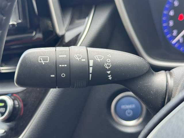 トヨタ カローラ スポーツ ハイブリッドG Z 滋賀県 2018(平30)年 5.3万km アティチュードブラックマイカ 純正9インチナビ/Bluetooth/CD/DVD/フルセグテレビ/OPハーフレザーシート/シートヒーター /ステアリングヒーター/トヨタセーフティーセンス/・プリクラッシュセーフティシステム/・レーントレーシングアシスト/・レーダークルーズコントロール/・オートマチックハイビーム/・ロードサインアシスト/ETC/寒冷地仕様/LEDヘッドライト/フォグランプ/ドアバイザー/プッシュスタート/スマートキー/スペアキー/純正フロアマット