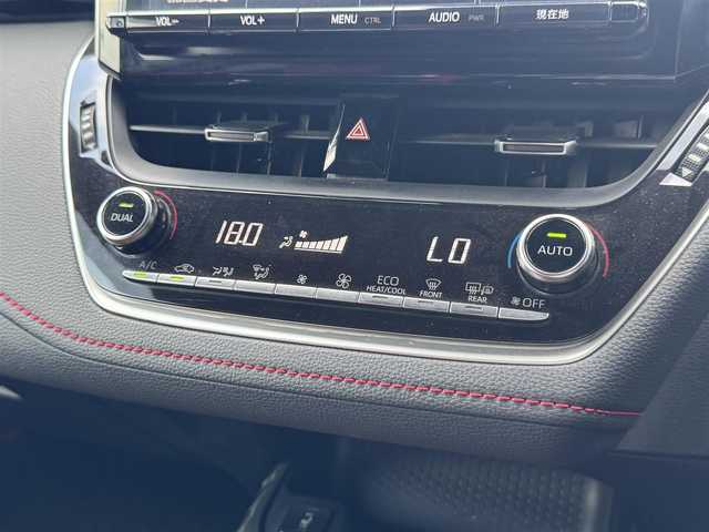 トヨタ カローラ スポーツ ハイブリッドG Z 滋賀県 2018(平30)年 5.3万km アティチュードブラックマイカ 純正9インチナビ/Bluetooth/CD/DVD/フルセグテレビ/OPハーフレザーシート/シートヒーター /ステアリングヒーター/トヨタセーフティーセンス/・プリクラッシュセーフティシステム/・レーントレーシングアシスト/・レーダークルーズコントロール/・オートマチックハイビーム/・ロードサインアシスト/ETC/寒冷地仕様/LEDヘッドライト/フォグランプ/ドアバイザー/プッシュスタート/スマートキー/スペアキー/純正フロアマット