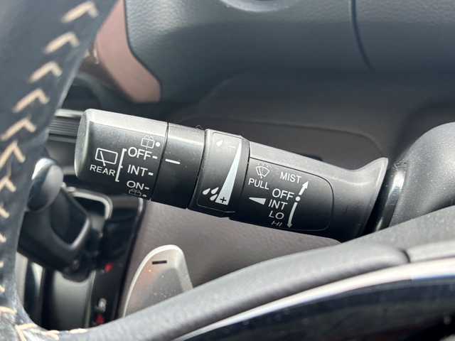ホンダ Ｎ ＢＯＸ G･Lターボ Hセンシング カッパーブラウンスタイル 愛知県 2019(令1)年 8.7万km プラチナホワイトパール 純正フロアマット/サイドバイザー/両側パワースライドドア/社外8インチSDナビ/FM/AM/DISC/SD/フルセグTV/BT/USB/HDMI/バックカメラ/ビルトインETC/ホンダセンシング/クリアランスソナー/レーンキープアシスト/衝突被害軽減ブレーキ/アイドリングストップ/プッシュスタート/LEDヘッドライト/オートライト/ベンチシート/横滑り防止装置/スマートキー