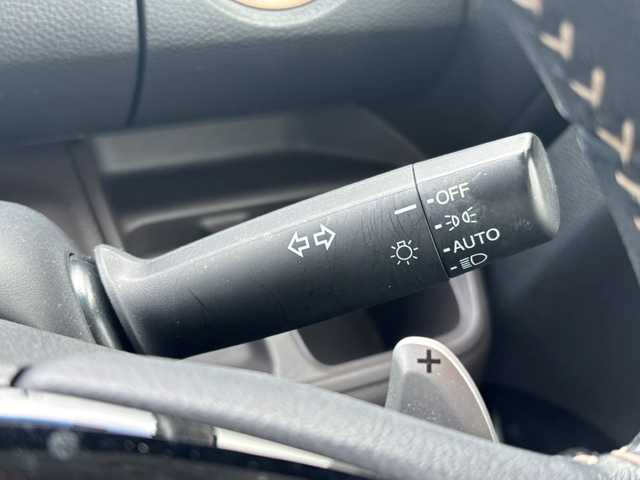ホンダ Ｎ ＢＯＸ G･Lターボ Hセンシング カッパーブラウンスタイル 愛知県 2019(令1)年 8.7万km プラチナホワイトパール 純正フロアマット/サイドバイザー/両側パワースライドドア/社外8インチSDナビ/FM/AM/DISC/SD/フルセグTV/BT/USB/HDMI/バックカメラ/ビルトインETC/ホンダセンシング/クリアランスソナー/レーンキープアシスト/衝突被害軽減ブレーキ/アイドリングストップ/プッシュスタート/LEDヘッドライト/オートライト/ベンチシート/横滑り防止装置/スマートキー