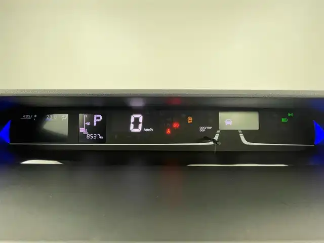 ダイハツ タント カスタム RS 大阪府 2023(令5)年 0.9万km シャイニングホワイトパール スマートアシスト/　・衝突軽減ブレーキ/　・衝突下記被支援ブレーキ/　・ブレーキ制御付誤発進抑制機能/　・主戦逸脱抑制制御機能/　・ふらつき警報/　・コーナーセンサー/　・先行車発進お知らせ機能/純正ディスプレイオーディオ/　Bluetooth/フルセグ/AppleCarPlay/AndroidAuto/禁煙車/純正後席モニター/バックカメラ/両側パワースライドドア/ハーフレザーシート/シートヒーター/LEDオートライト/フォグランプ/オートハイビーム/スマートキー/ビルトインETC/アイドリングストップ/純正フロアマット