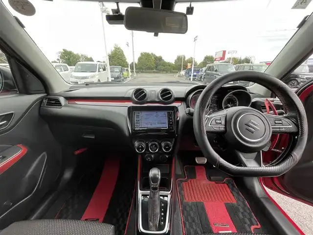 スズキ スイフト スポーツ セーフティPKG 栃木県 2018(平30)年 7.2万km バーニングレッドPM セーフティパッケージ/・デュアルセンサーブレーキサポート/・車線逸脱抑制機能/・車線逸脱警報機能/・誤発進抑制機能/・ふらつき警報機能/・先行車発進お知らせ機能/・ハイビームアシスト機能/・SRSエアバッグ(サイド/カーテン)/・アダプティブクルーズコントロール/純正メモリナビ/フルセグTV/DVD/Bluetooth/USB/全方位カメラ/ETC/ナビ連動ドライブレコーダー/パドルシフト/ステアリングリモコン/スマートキー/プッシュスタート/スペアキー/シートヒーター/純正17インチAW