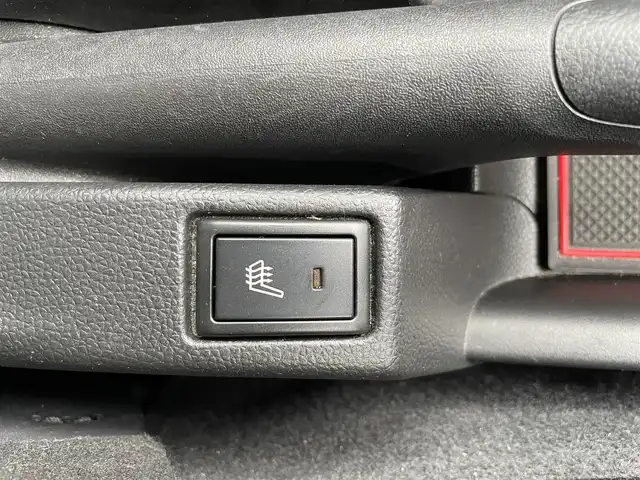 スズキ スイフト スポーツ セーフティPKG 栃木県 2018(平30)年 7.2万km バーニングレッドPM セーフティパッケージ/・デュアルセンサーブレーキサポート/・車線逸脱抑制機能/・車線逸脱警報機能/・誤発進抑制機能/・ふらつき警報機能/・先行車発進お知らせ機能/・ハイビームアシスト機能/・SRSエアバッグ(サイド/カーテン)/・アダプティブクルーズコントロール/純正メモリナビ/フルセグTV/DVD/Bluetooth/USB/全方位カメラ/ETC/ナビ連動ドライブレコーダー/パドルシフト/ステアリングリモコン/スマートキー/プッシュスタート/スペアキー/シートヒーター/純正17インチAW