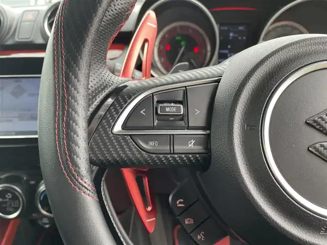 スズキ スイフト スポーツ セーフティPKG 栃木県 2018(平30)年 7.2万km バーニングレッドPM セーフティパッケージ/・デュアルセンサーブレーキサポート/・車線逸脱抑制機能/・車線逸脱警報機能/・誤発進抑制機能/・ふらつき警報機能/・先行車発進お知らせ機能/・ハイビームアシスト機能/・SRSエアバッグ(サイド/カーテン)/・アダプティブクルーズコントロール/純正メモリナビ/フルセグTV/DVD/Bluetooth/USB/全方位カメラ/ETC/ナビ連動ドライブレコーダー/パドルシフト/ステアリングリモコン/スマートキー/プッシュスタート/スペアキー/シートヒーター/純正17インチAW