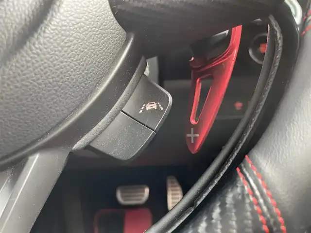 スズキ スイフト スポーツ セーフティPKG 栃木県 2018(平30)年 7.2万km バーニングレッドPM セーフティパッケージ/・デュアルセンサーブレーキサポート/・車線逸脱抑制機能/・車線逸脱警報機能/・誤発進抑制機能/・ふらつき警報機能/・先行車発進お知らせ機能/・ハイビームアシスト機能/・SRSエアバッグ(サイド/カーテン)/・アダプティブクルーズコントロール/純正メモリナビ/フルセグTV/DVD/Bluetooth/USB/全方位カメラ/ETC/ナビ連動ドライブレコーダー/パドルシフト/ステアリングリモコン/スマートキー/プッシュスタート/スペアキー/シートヒーター/純正17インチAW