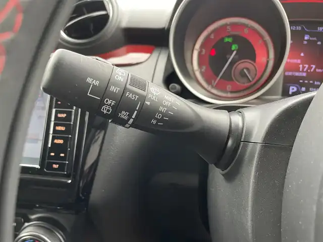 スズキ スイフト スポーツ セーフティPKG 栃木県 2018(平30)年 7.2万km バーニングレッドPM セーフティパッケージ/・デュアルセンサーブレーキサポート/・車線逸脱抑制機能/・車線逸脱警報機能/・誤発進抑制機能/・ふらつき警報機能/・先行車発進お知らせ機能/・ハイビームアシスト機能/・SRSエアバッグ(サイド/カーテン)/・アダプティブクルーズコントロール/純正メモリナビ/フルセグTV/DVD/Bluetooth/USB/全方位カメラ/ETC/ナビ連動ドライブレコーダー/パドルシフト/ステアリングリモコン/スマートキー/プッシュスタート/スペアキー/シートヒーター/純正17インチAW
