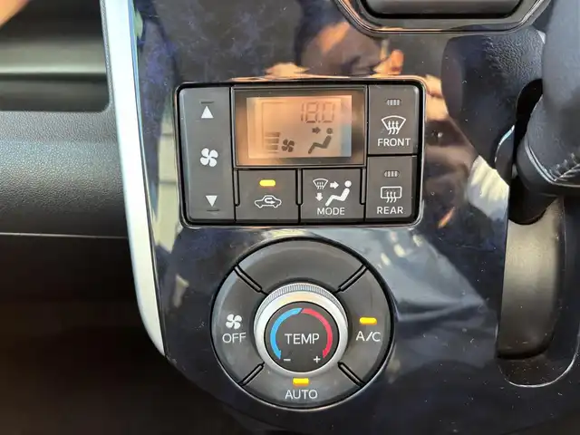 ダイハツ タント カスタム RS トップED SAⅡ 福岡県 2016(平28)年 5.5万km メテオライトグレーイリュージョナルP SDナビ(BT、フルセグTV、バックカメラ)/レーンキープアシスト/衝突被害軽減システム/LEDオートライト/両側電動スライドドア/ハーフレザーシート/横滑り防止/ETC/コーナーセンサー/スマートキー