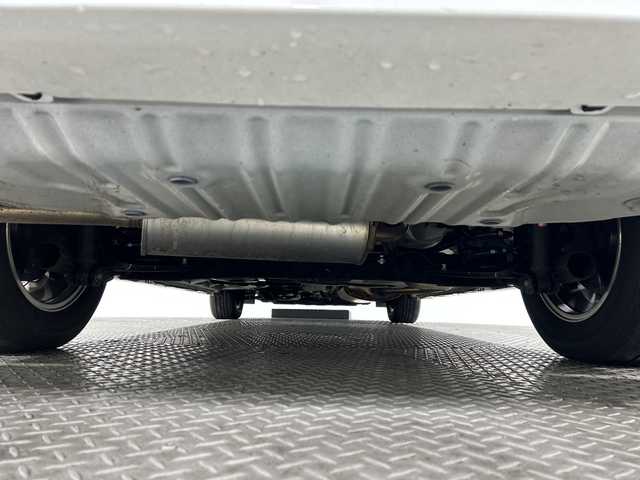 日産 セレナ e－パワー ルキシオン 神奈川県 2023(令5)年 2.3万km プリズムホワイト 統合型12.3インチインターフェースディスプレイ/アドバンスドドライブアシストディスプレイ/NissanConnectメモリーナビゲーションシステム/フルセグ HDMI/インテリジェントアラウンドビューモニター/両側電動スライドドア【サンシェード】/360度セーフティアシスト/インテリジェントエマージェンシーブレーキ/前方衝突予報警報/衝突回避ステアリングアシスト/車線逸脱防止支援システム/車線逸脱警報/後側方衝突防止支援システム/後側方車両検知警報/後退時車両検知警報/ふらつき警報/踏み間違い衝突防止アシスト/標識認識機能/前後ソナー/ナビリンク機能付プロパイロット緊急停止支援システム/インテリジェントルームミラー/SOSコール/ワイヤレス充電器/車載通信ユニット/ビルトインETC2.0ユニット/純正前後ドライブレコーダー/革巻きステアリング/2列目3列目パーソナルテーブル/USB電源Cソケット/アダプティブLEDヘッドライトシステム/オートライト/LEDフロントフォグランプ/純正16インチアルミホイール