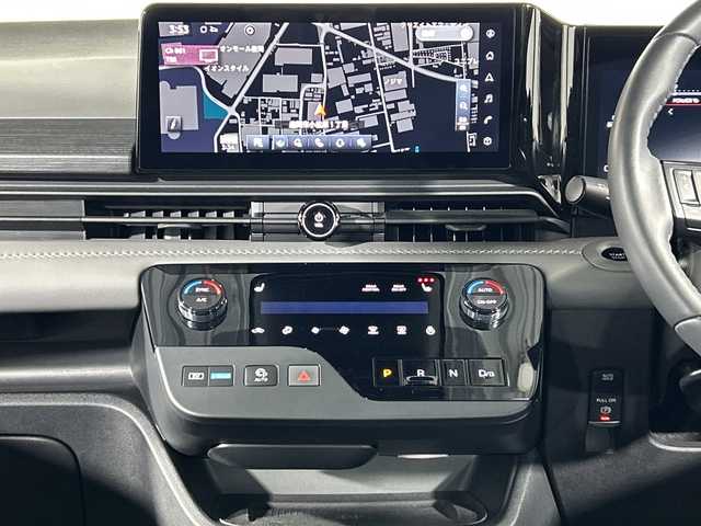 日産 セレナ e－パワー ルキシオン 神奈川県 2023(令5)年 2.3万km プリズムホワイト 統合型12.3インチインターフェースディスプレイ/アドバンスドドライブアシストディスプレイ/NissanConnectメモリーナビゲーションシステム/フルセグ HDMI/インテリジェントアラウンドビューモニター/両側電動スライドドア【サンシェード】/360度セーフティアシスト/インテリジェントエマージェンシーブレーキ/前方衝突予報警報/衝突回避ステアリングアシスト/車線逸脱防止支援システム/車線逸脱警報/後側方衝突防止支援システム/後側方車両検知警報/後退時車両検知警報/ふらつき警報/踏み間違い衝突防止アシスト/標識認識機能/前後ソナー/ナビリンク機能付プロパイロット緊急停止支援システム/インテリジェントルームミラー/SOSコール/ワイヤレス充電器/車載通信ユニット/ビルトインETC2.0ユニット/純正前後ドライブレコーダー/革巻きステアリング/2列目3列目パーソナルテーブル/USB電源Cソケット/アダプティブLEDヘッドライトシステム/オートライト/LEDフロントフォグランプ/純正16インチアルミホイール