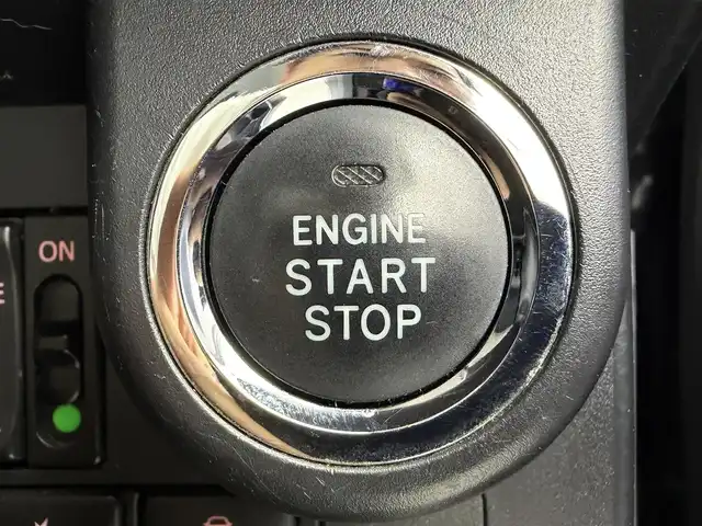 トヨタ タンク カスタムG S 愛知県 2018(平30)年 7万km ブラックマイカメタリック スマートアシスト/純正SDナビ/（Bluetooth/フルセグTV/DVD/CD/AM/FM）/バックカメラ/ETC2.0/ドラレコ/純正フロアマット/純正LEDライト/ステアリングリモコン/両側パワースライドドア/プッシュスタート/スマートキー/オートライト/ドアバイザー/電動格納ミラー