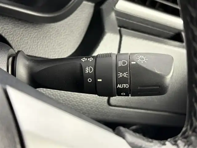 トヨタ タンク カスタムG S 愛知県 2018(平30)年 7万km ブラックマイカメタリック スマートアシスト/純正SDナビ/（Bluetooth/フルセグTV/DVD/CD/AM/FM）/バックカメラ/ETC2.0/ドラレコ/純正フロアマット/純正LEDライト/ステアリングリモコン/両側パワースライドドア/プッシュスタート/スマートキー/オートライト/ドアバイザー/電動格納ミラー