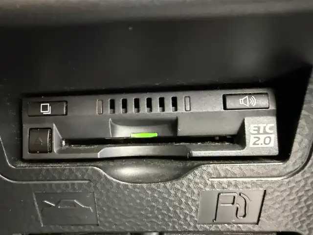 トヨタ タンク カスタムG S 愛知県 2018(平30)年 7万km ブラックマイカメタリック スマートアシスト/純正SDナビ/（Bluetooth/フルセグTV/DVD/CD/AM/FM）/バックカメラ/ETC2.0/ドラレコ/純正フロアマット/純正LEDライト/ステアリングリモコン/両側パワースライドドア/プッシュスタート/スマートキー/オートライト/ドアバイザー/電動格納ミラー