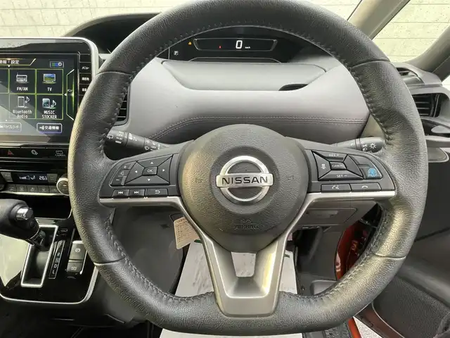 日産 セレナ ハイウェイスター V 福岡県 2020(令2)年 4万km サンライズオレンジ/ダイヤモンドブラック 純正10型SDナビ(フルセグTV/CD/DVD/BT)/全方位/コーナーセンサー/ブラインドスポット/後席フリップダウンモニター/ドラレコ/プロパイロット/両側電動/ETC/純正フロアマット/純正LED/純正アルミホイール/プッシュスタート/スマートキー