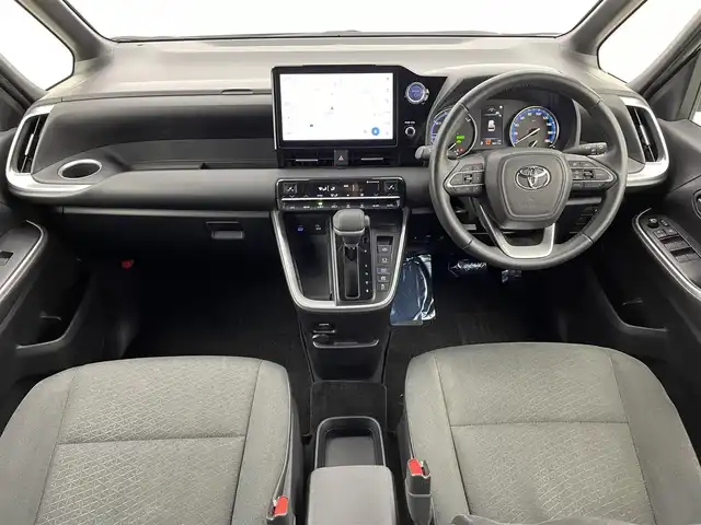 トヨタ ヴォクシー ハイブリッド S－G 宮城県 2022(令4)年 7.9万km アティチュードブラックマイカ 4WD/純正１０型ナビ/両側パワースライドドア/アダプティブクルーズコントロール/バックモニター/フルセグTV/CD/DVD/HDMI入力/スマートフォン連携/シートヒーター/ETC2.0/クリアランスソナー/パーキングサポートブレーキ/プリクラッシュセーフティ/プロドライビングアシスト/レーンディパーチャーアラート/オートマチックハイビーム/TVキャンセラー/禁煙車