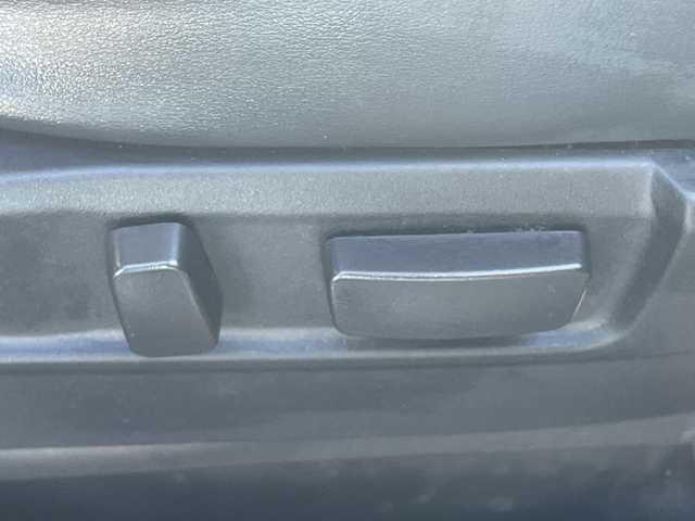 三菱 アウトランダー ＰＨＥＶ G プレミアムパッケージ 千葉県 2015(平27)年 10.6万km アメジストブラック ナビ（Ｊ－１３）　ロックフォードサウンド　パドルシフト　電動リヤゲート　ステアリングヒーター　ステアリングスイッチ　レーダークルーズ　全方位カメラ　シートヒーター　パワーシート　ＢＴ　ＥＴＣ　社外ＡＷ