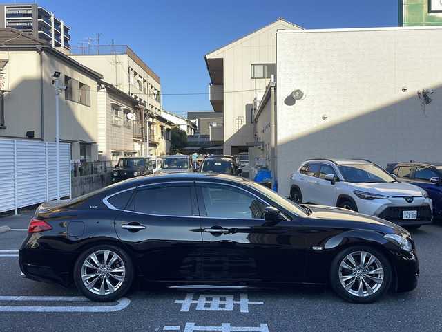 日産 フーガ 250VIP 広島県 2014(平26)年 10.5万km スーパーブラック /登録時走行距離/　　　　　　　104516キロ/純正ナビ/バックカメラ/地デジ/黒革シート/エアシート/クルーズコントロール/スペアキー×１/ビルトインETC/新車時整備手帳/　　【保証書】/取扱説明書/