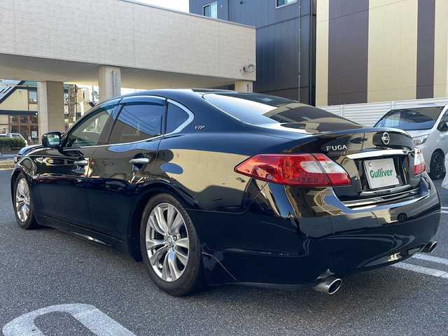 日産 フーガ 250VIP 広島県 2014(平26)年 10.5万km スーパーブラック /登録時走行距離/　　　　　　　104516キロ/純正ナビ/バックカメラ/地デジ/黒革シート/エアシート/クルーズコントロール/スペアキー×１/ビルトインETC/新車時整備手帳/　　【保証書】/取扱説明書/