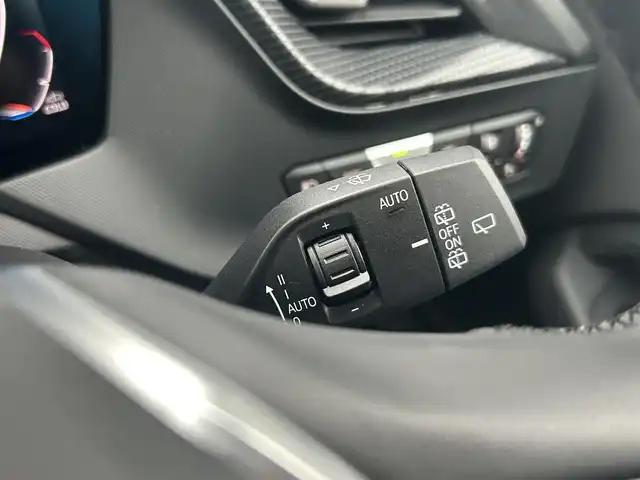 ＢＭＷ ＢＭＷ １１８ｄ プレイ 茨城県 2021(令3)年 5.1万km グレー コンフォートアクセス/インテリジェントセーフティ/アクティブクルーズコントロール/純正ナビ BT/AM/FM/APPLE CAR PLAY/ステアリングスイッチ/バックカメラ/オートホールド/オートハイビーム/LEDオートライト/USBポート/パワーバックドア/純正アルミホイール/社外フロアマット/コーナーセンサー/ミラーETC/スマートキー