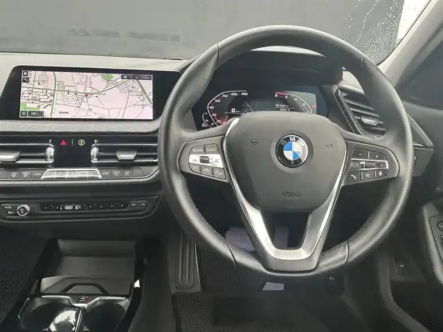 ＢＭＷ ＢＭＷ １１８ｄ プレイ 茨城県 2021(令3)年 5.1万km グレー コンフォートアクセス/インテリジェントセーフティ/アクティブクルーズコントロール/純正ナビ BT/AM/FM/APPLE CAR PLAY/ステアリングスイッチ/バックカメラ/オートホールド/オートハイビーム/LEDオートライト/USBポート/パワーバックドア/純正アルミホイール/社外フロアマット/コーナーセンサー/ミラーETC/スマートキー