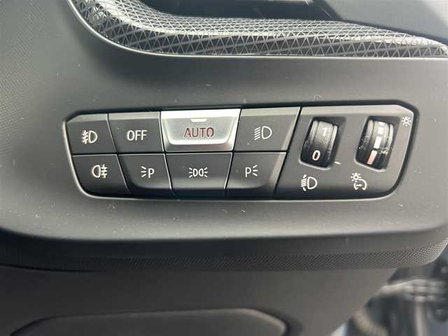 ＢＭＷ ＢＭＷ １１８ｄ プレイ 茨城県 2021(令3)年 5.1万km グレー コンフォートアクセス/インテリジェントセーフティ/アクティブクルーズコントロール/純正ナビ BT/AM/FM/APPLE CAR PLAY/ステアリングスイッチ/バックカメラ/オートホールド/オートハイビーム/LEDオートライト/USBポート/パワーバックドア/純正アルミホイール/社外フロアマット/コーナーセンサー/ミラーETC/スマートキー