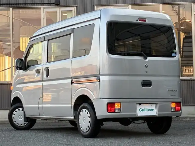 スズキ エブリイ JOIN 京都府 2016(平28)年 6.7万km シルキーシルバーメタリック 純正CDプレイヤー/ETC/2nd発進ボタン/パワステ/パワーウインドウ/電動格納ミラー/フロアゴムマット/ドアバイザー/リモコンキー/車両保証書/車両取説/スペアキー