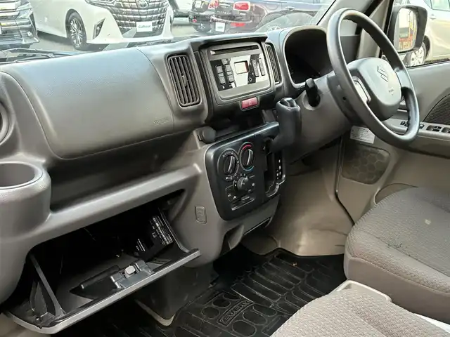 スズキ エブリイ JOIN 京都府 2016(平28)年 6.7万km シルキーシルバーメタリック 純正CDプレイヤー/ETC/2nd発進ボタン/パワステ/パワーウインドウ/電動格納ミラー/フロアゴムマット/ドアバイザー/リモコンキー/車両保証書/車両取説/スペアキー