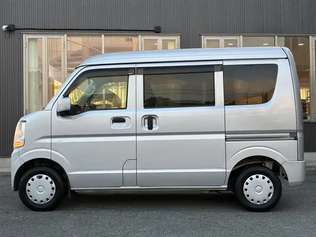 スズキ エブリイ JOIN 京都府 2016(平28)年 6.7万km シルキーシルバーメタリック 純正CDプレイヤー/ETC/2nd発進ボタン/パワステ/パワーウインドウ/電動格納ミラー/フロアゴムマット/ドアバイザー/リモコンキー/車両保証書/車両取説/スペアキー