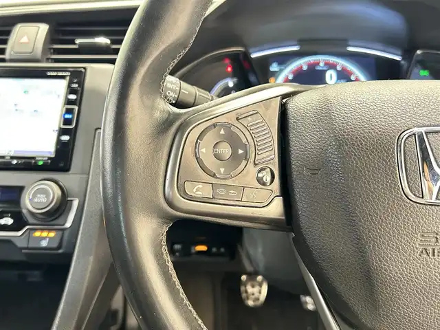 ホンダ シビック ハッチバック 福岡県 2018(平30)年 7.2万km 黒 車高調　/６ＭＴ　/アダクティブクルーズコントロール　/シートヒーター　/ナビ／フルセグ　/スマートキー　/シートヒーター　/ドラレコ　/ＥＴＣ