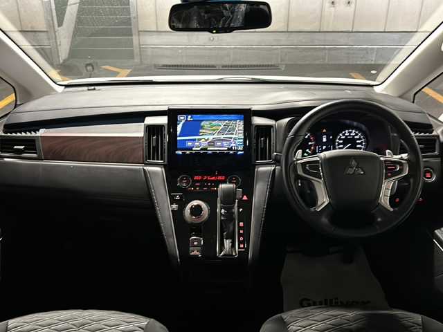 三菱 デリカＤ：５ P 広島県 2019(平31)年 4.5万km ウォームホワイトパール KENWOOD9型ナビ/マルチアラウンドモニター/フリップダウンモニター/両側パワースライドドア/パワーシート/シートヒーター/パドルシフト/エレクトリックテールゲート/e-Assist/・衝突被害軽減ブレーキ/・車線逸脱警報/・レーダークルーズコントロール/・オートハイビーム/・誤発進抑制機能/・ブラインドスポットモニター/ステアリングスイッチ/LEDヘッドランプ/純正18インチAW