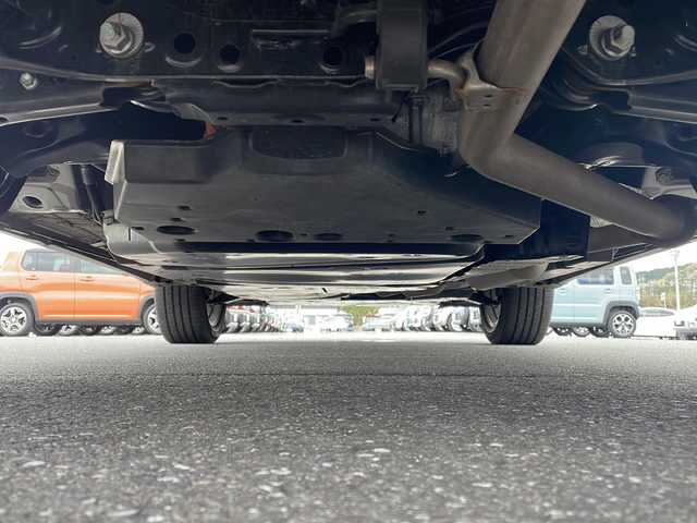 トヨタ ハリアー ハイブリッド Z 岩手県 2024(令6)年 1.1万km プレシャスブラックパール 純正12型ナビ/AM/FM/Bluetooth/フルセグTV/JBLプレミアムサウンドシステム/バックカメラ/ビルトインETC2.0/レーダークルーズコントロール/衝突被害軽減ブレーキ/レーンキープアシスト/横滑り防止装置/パワーシート/オートライト/オートハイビーム/LEDヘッドライト/フォグランプ/スマートキー/プッシュスタート/電動格納ミラー/純正19インチAW/タイプC入力端子/フロントデフロスター/デジタルインナーミラー/パーキングサポートブレーキ/電動パーキングブレーキ/電動パーキングスイッチ/ヘッドアップディスプレイ/リヤクロストラフィックアラート/純正フロアマット/純正ドアバイザー/保証書/取扱説明書