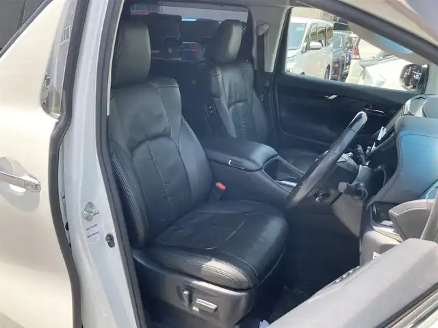 トヨタ ヴェルファイア Z Gエディション 静岡県 2015(平27)年 4.7万km ホワイトパールクリスタルシャイン 純正9インチナビ(NSZT-Y64T)/　AM FM CD DVD Bluetooth SDREC/ビルトインETC/バックモニター/LEDオートヘッドランプ/パワーシート(前席＋2列目)/ハーフレザーシート/パワーバックドア/クルーズコントロール/前後方クリアランスソナー/両側パワースライドドア/ツインムーンルーフ/純正11インチフリップダウンモニター(V11T-R62C)/フルセグTV